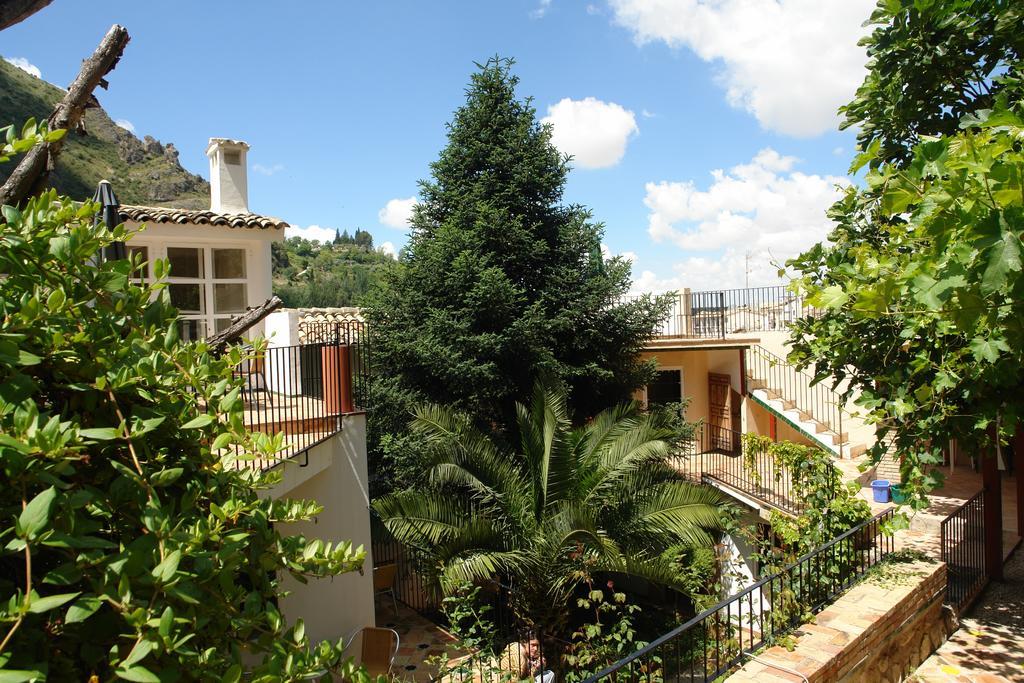 Casa Rural Plaza De Santa Maria Cazorla Exterior photo